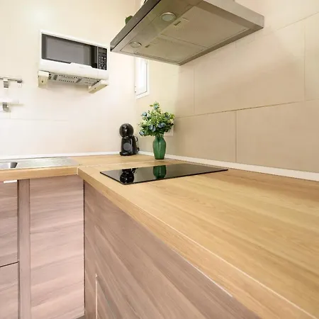 Sea Views - Sun By 10tosea *